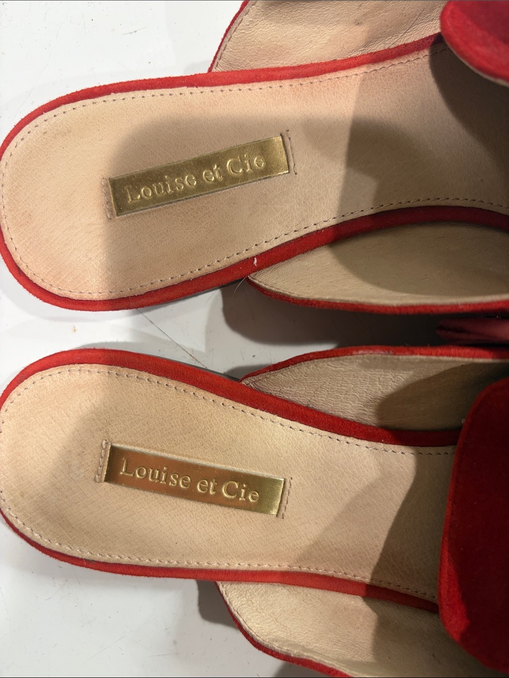Louise et Cie Red Pointed Suede Mules with Pink Satin Bow - Picture 2 of 4